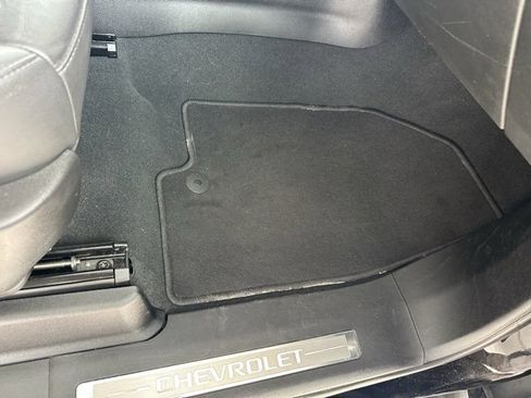 Certified 2024 Chevrolet Suburban LT image 13