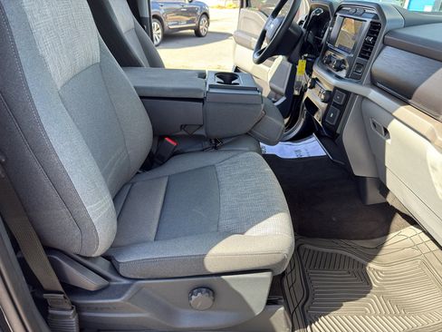 Used 2021 Ford F150 XLT image 31