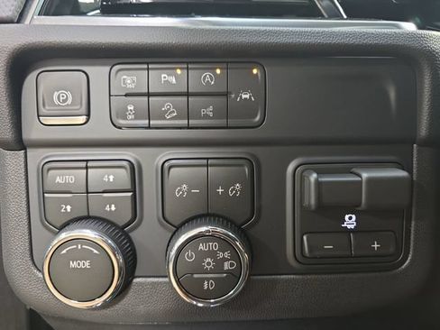 New 2026 Chevrolet Tahoe RST w/ Comfort Package AWD/4WD image 28