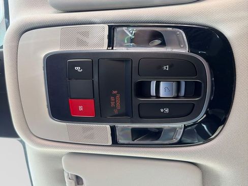 New 2026 Hyundai Tucson Limited AWD/4WD image 32