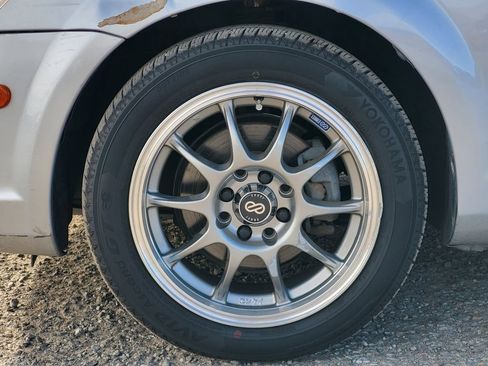 Used 2005 Toyota MR2 image 10