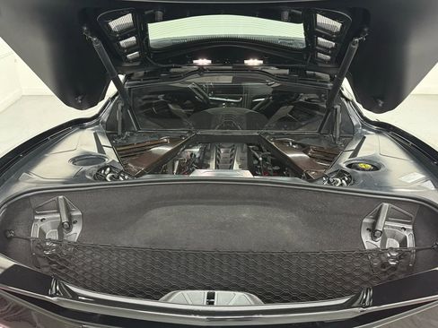 Used 2021 Chevrolet Corvette Stingray Premium Cpe w/ Z51 Performance Package image 29