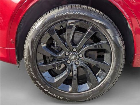 Certified 2025 Land Rover Discovery Sport S image 25