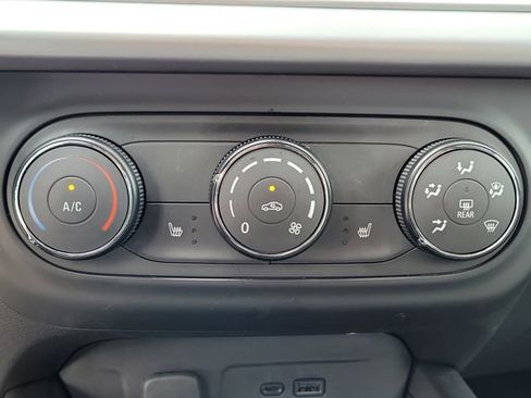 New 2026 Chevrolet Trax RS image 26