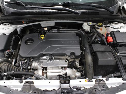 Used 2024 Chevrolet Malibu LT FWD image 14