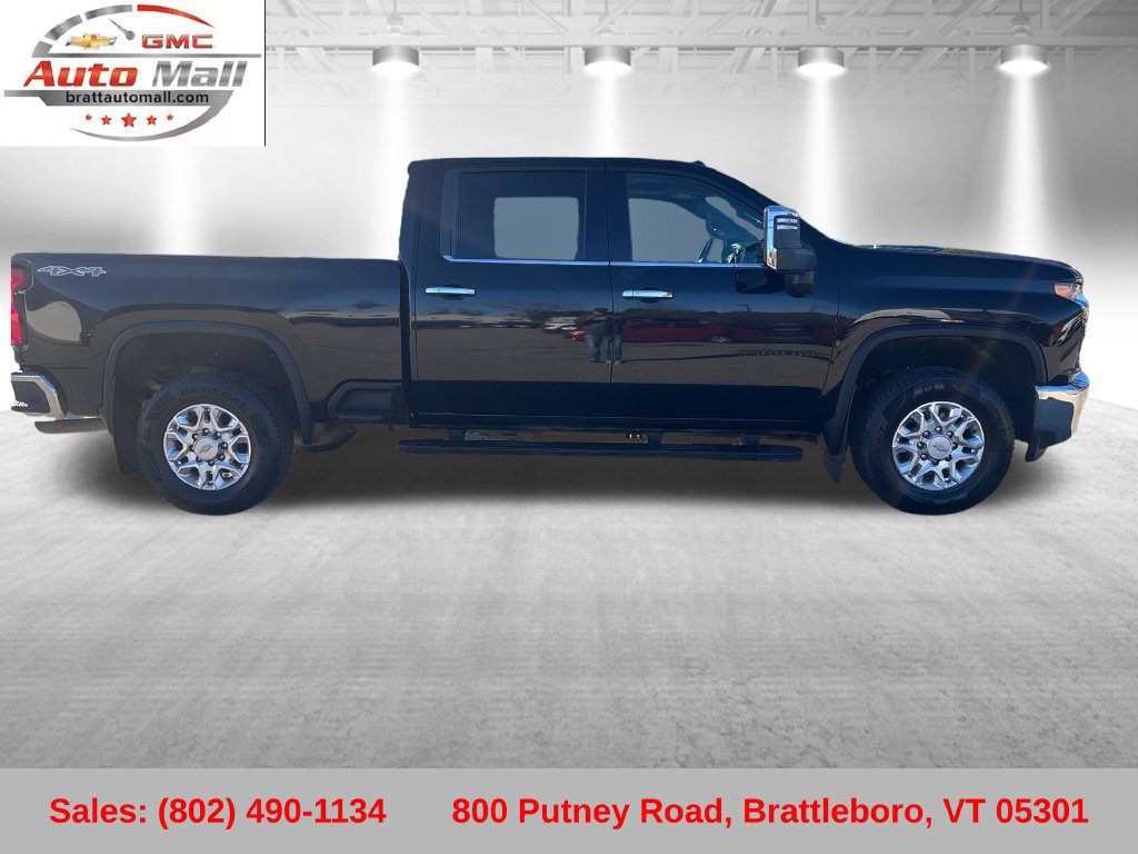 Used 2020 Chevrolet Silverado 3500 LTZ w/ LTZ Convenience Package AWD/4WD image 8