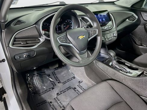 Used 2023 Chevrolet Malibu LS FWD image 9
