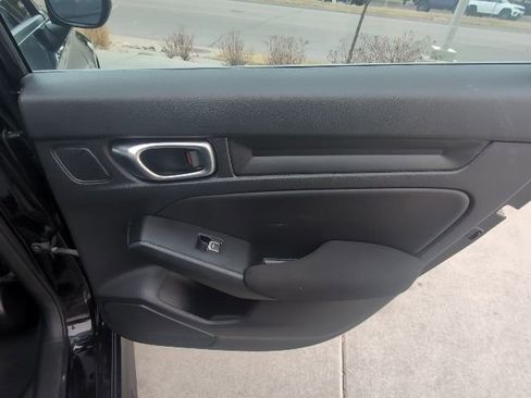 Used 2022 Honda Civic Sport image 29