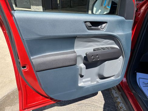 Used 2024 Ford Maverick XL image 8