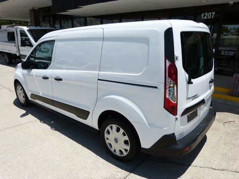 Used 2022 Ford Transit Connect XLT FWD image 3