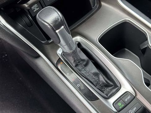 Certified 2022 Honda Accord Sport image 29