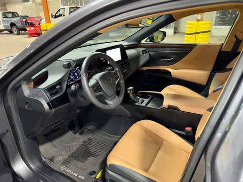 Used 2023 Lexus ES 350 w/ Premium Package FWD image 28
