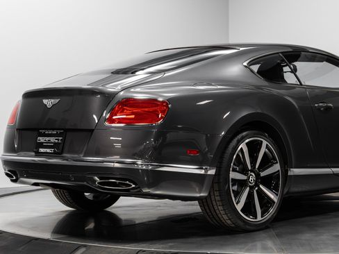 Used 2017 Bentley Continental GT image 15