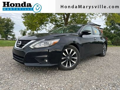 Used 2017 Nissan Altima 2.5 SL w/ 2.5 Technology Package