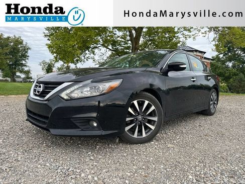 Used 2017 Nissan Altima 2.5 SL w/ 2.5 Technology Package FWD image 1