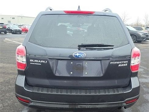 Used 2016 Subaru Forester 2.5i Premium image 5