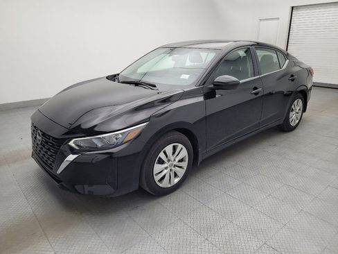 Used 2024 Nissan Sentra S image 2