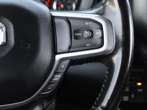 Used 2024 RAM 3500 Big Horn AWD/4WD image 25