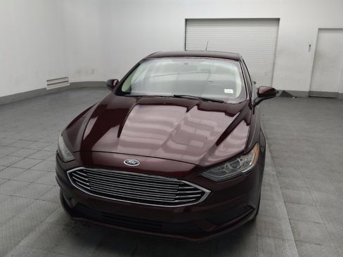 Used 2017 Ford Fusion SE w/ Fusion SE Technology Package image 15