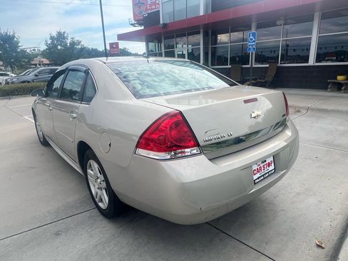 Used 2011 Chevrolet Impala LT FWD image 8