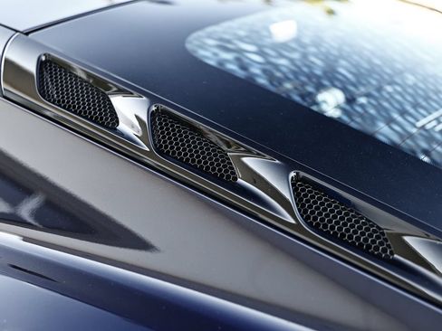 Used 2025 Lotus Emira RWD image 20