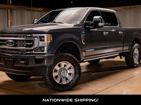 Used 2021 Ford F250 Platinum w/ FX4 Off-Road Package image 4