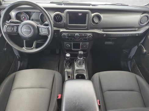Used 2022 Jeep Wrangler Unlimited Sport AWD/4WD image 18