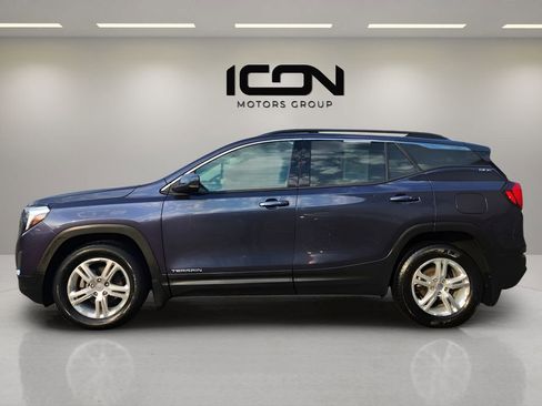 Used 2019 GMC Terrain SLE w/ Driver Convenience Package image 2