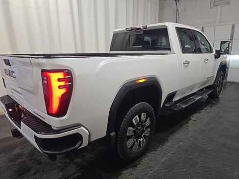 Used 2024 GMC Sierra 2500 Denali w/ Denali Reserve Package AWD/4WD image 4