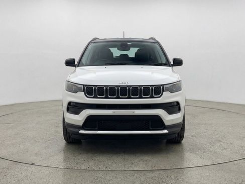 Used 2025 Jeep Compass Limited image 2