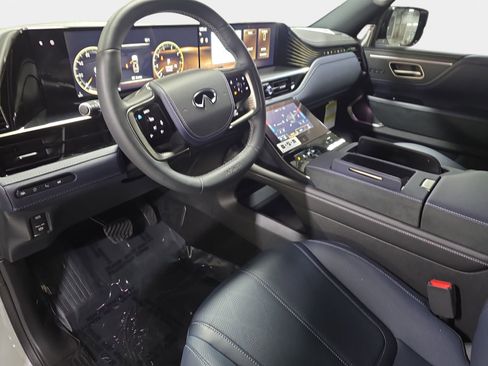 New 2026 INFINITI QX80 4WD w/ Sport Exterior Package image 16