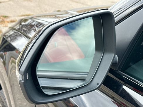 Used 2021 Audi Q8 Premium w/ Black Optic Package image 27