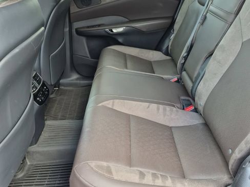 Used 2023 Lexus RX 350 w/ Accessory Package (2T) AWD/4WD image 16