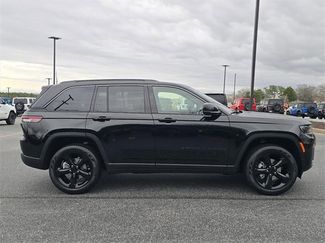 New 2026 Jeep Grand Cherokee Limited video 2