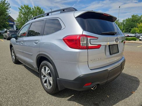 Certified 2025 Subaru Ascent Premium AWD/4WD image 4