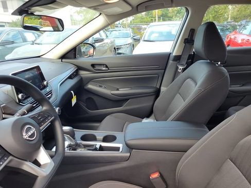 New 2026 Nissan Altima 2.5 SV FWD image 16