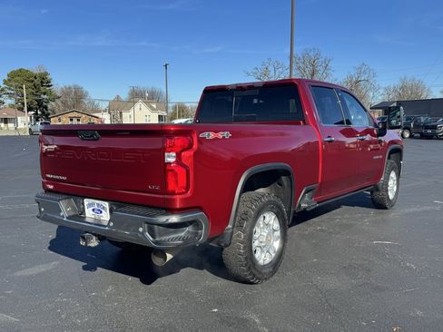 Used 2024 Chevrolet Silverado 2500 LTZ w/ LTZ Plus Package image 16