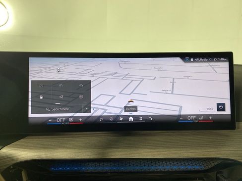 Used 2025 BMW 430i xDrive Coupe w/ Premium Package image 16