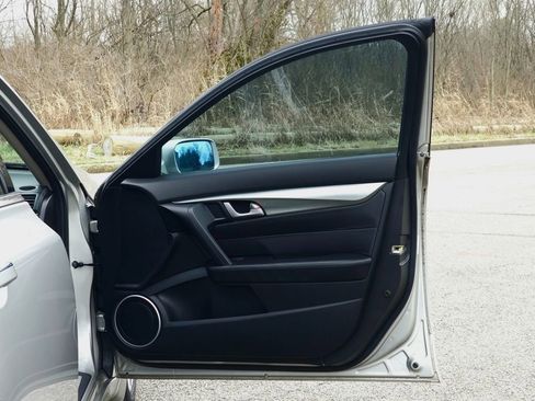 Used 2010 Acura TL w/ Technology Package image 27