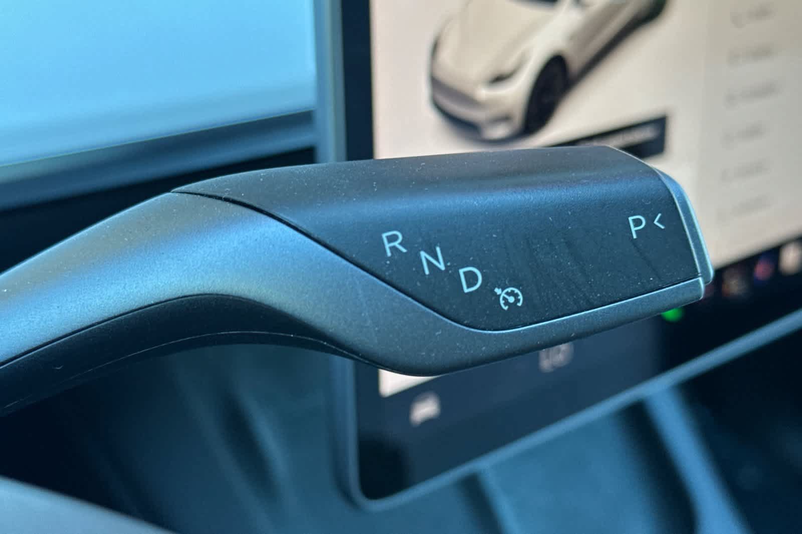 Used 2021 Tesla Model Y Long Range AWD/4WD image 24