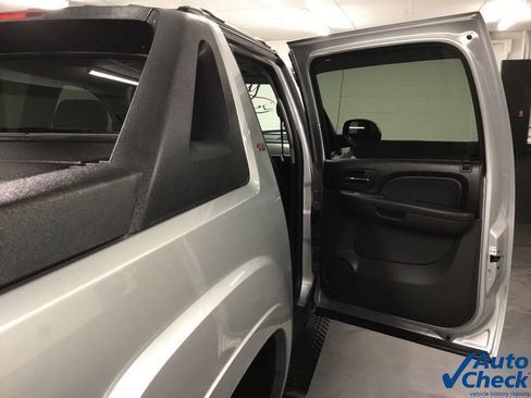Used 2012 Chevrolet Avalanche LT w/ Suspension Package, Off-Road image 35