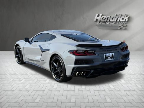 Used 2025 Chevrolet Corvette E-Ray AWD/4WD image 8