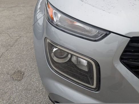 Used 2026 Hyundai Venue SE image 9