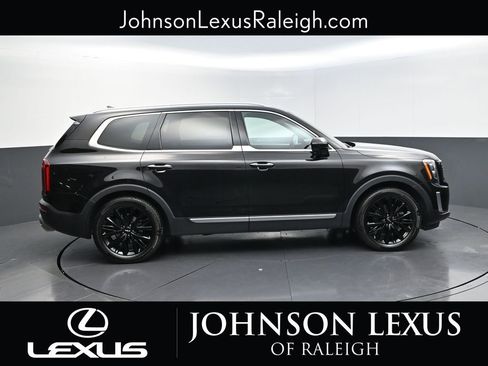 Used 2022 Kia Telluride SX w/ Towing Package FWD image 6