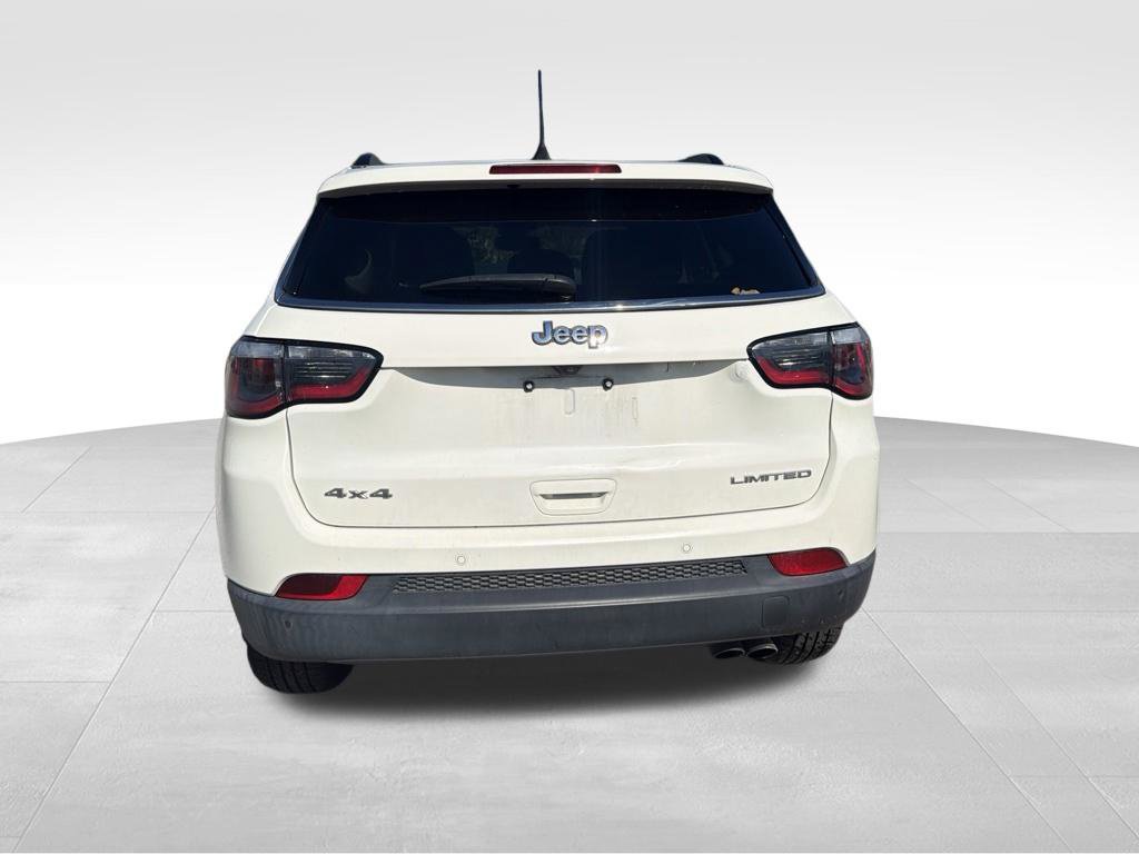 Used 2018 Jeep Compass Limited w/ Navigation Group AWD/4WD image 6