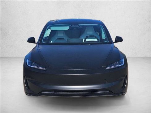 Used 2025 Tesla Model 3 Performance image 2