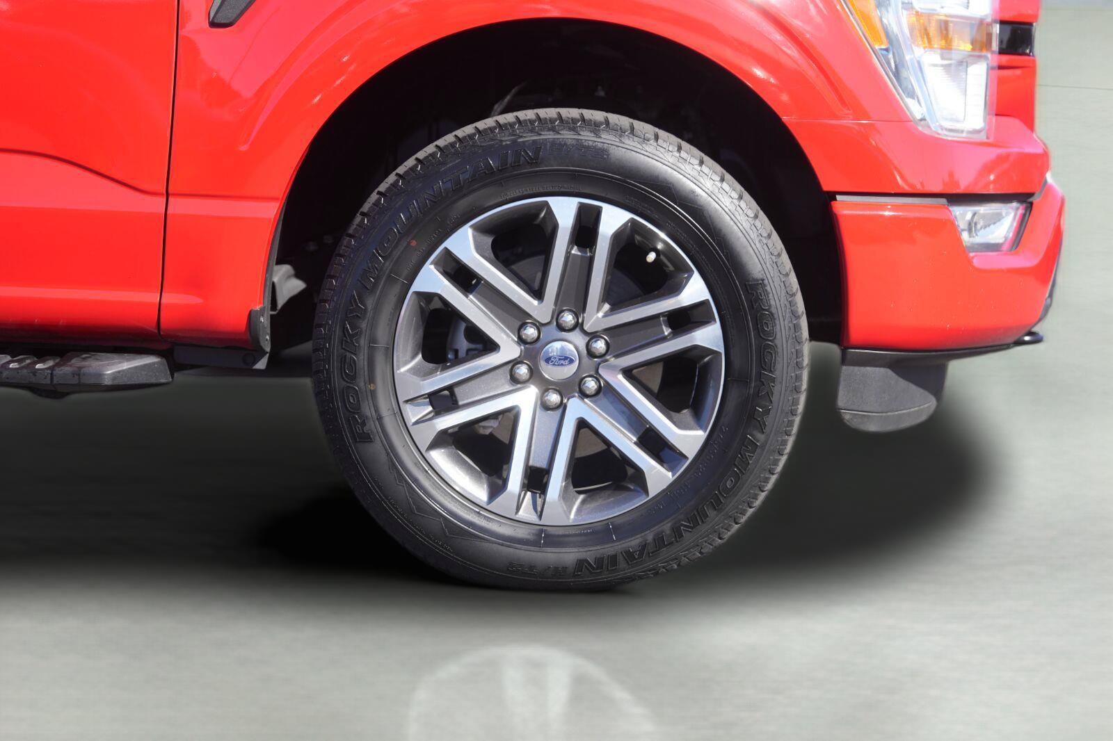Used 2021 Ford F150 XL w/ STX Appearance Package AWD/4WD image 4