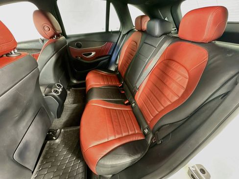 Used 2022 Mercedes-Benz GLC 43 AMG 4MATIC image 24