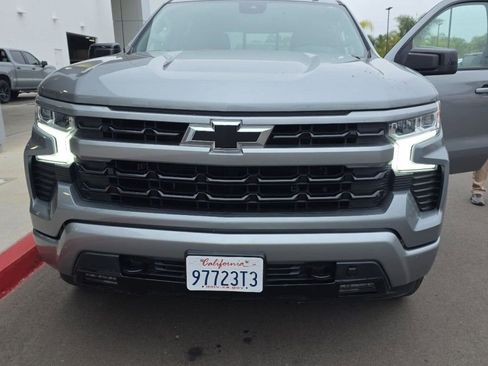Used 2023 Chevrolet Silverado 1500 RST AWD/4WD image 3
