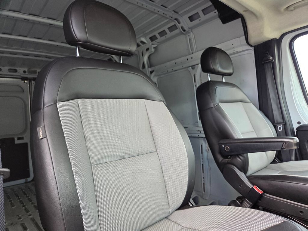 Used 2023 RAM ProMaster 2500 FWD image 25